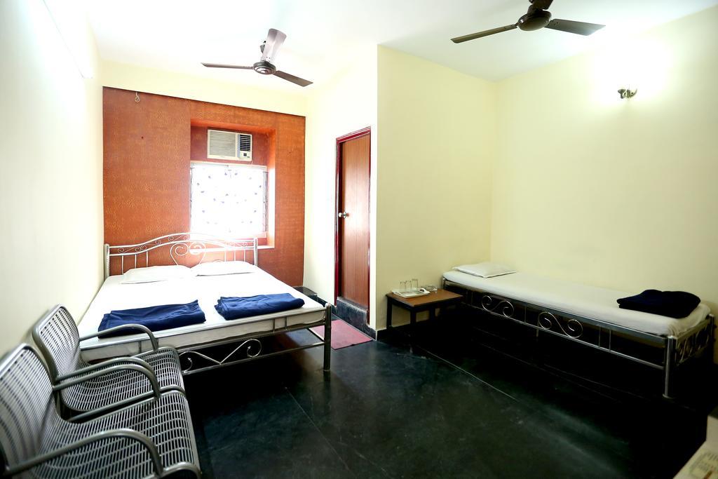 Central Guest House Calcutta  Esterno foto
