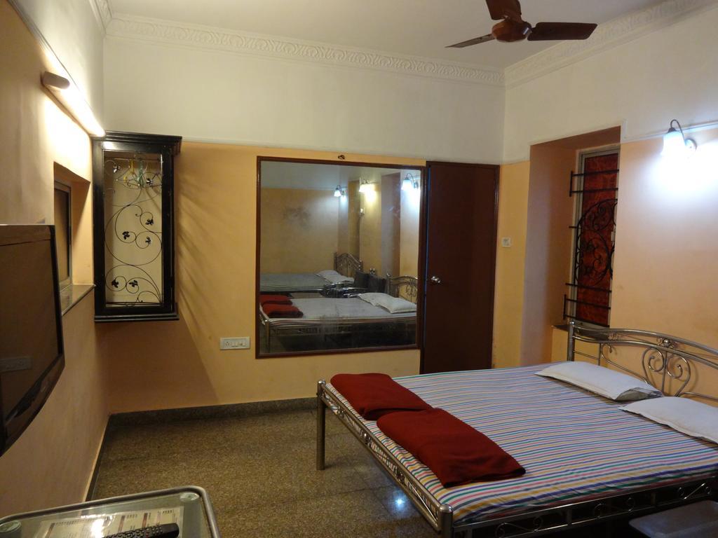 Central Guest House Calcutta  Esterno foto